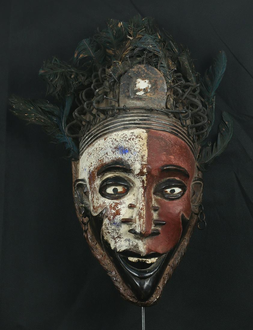 Congo Yombe spirit shaman mask 45cm (1 of 6)