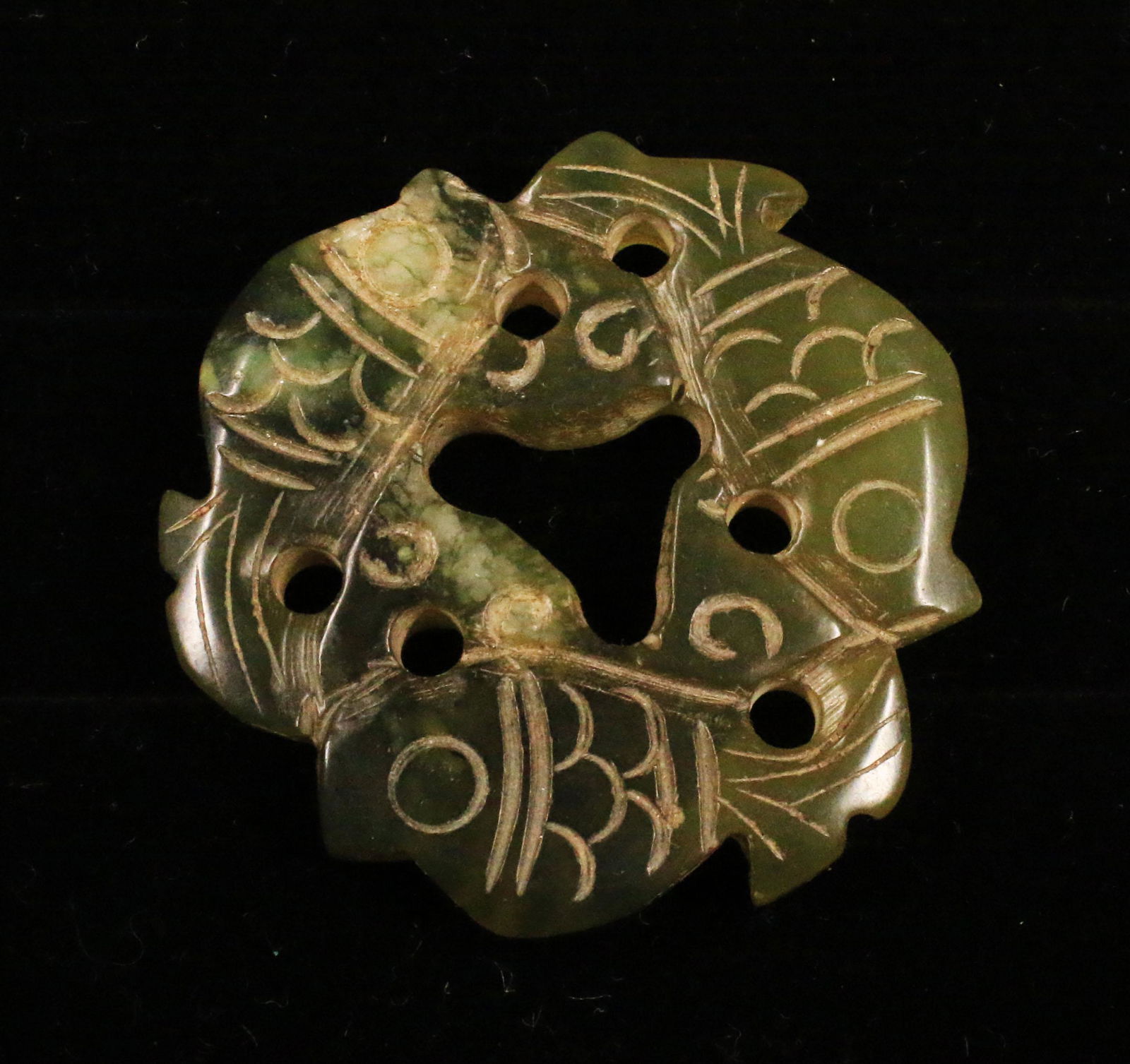 China Handcarved jade amulet 1900 33 gr. (1 of 2)