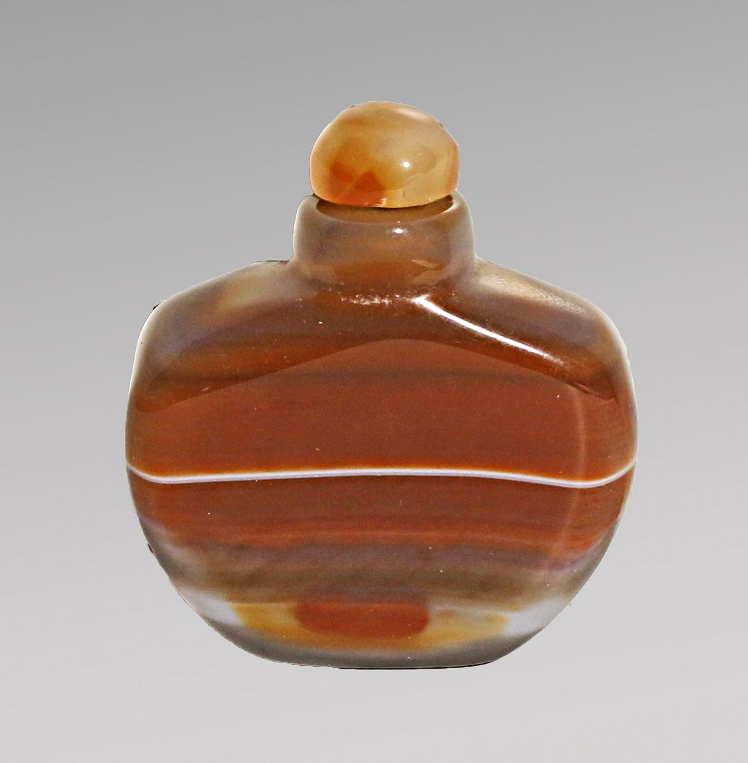 China Min Guo Period 1920 Handcarved agate snuff bottle (1 of 4)