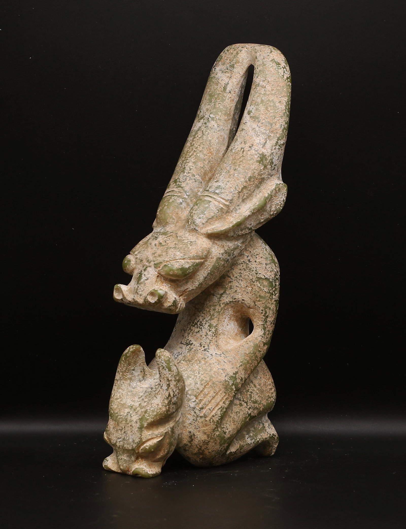 China Hongshan stone statue 2 kg-25cm (1 of 5)