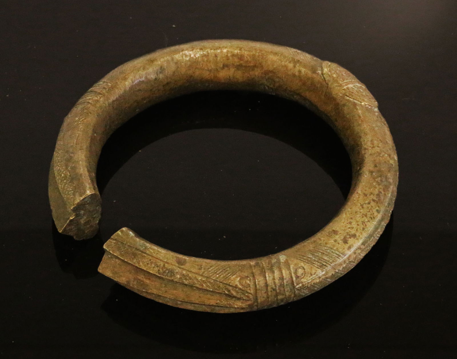 Nigeria Igbo people Bronze manilla bracelet 1900 circa (1 of 1)