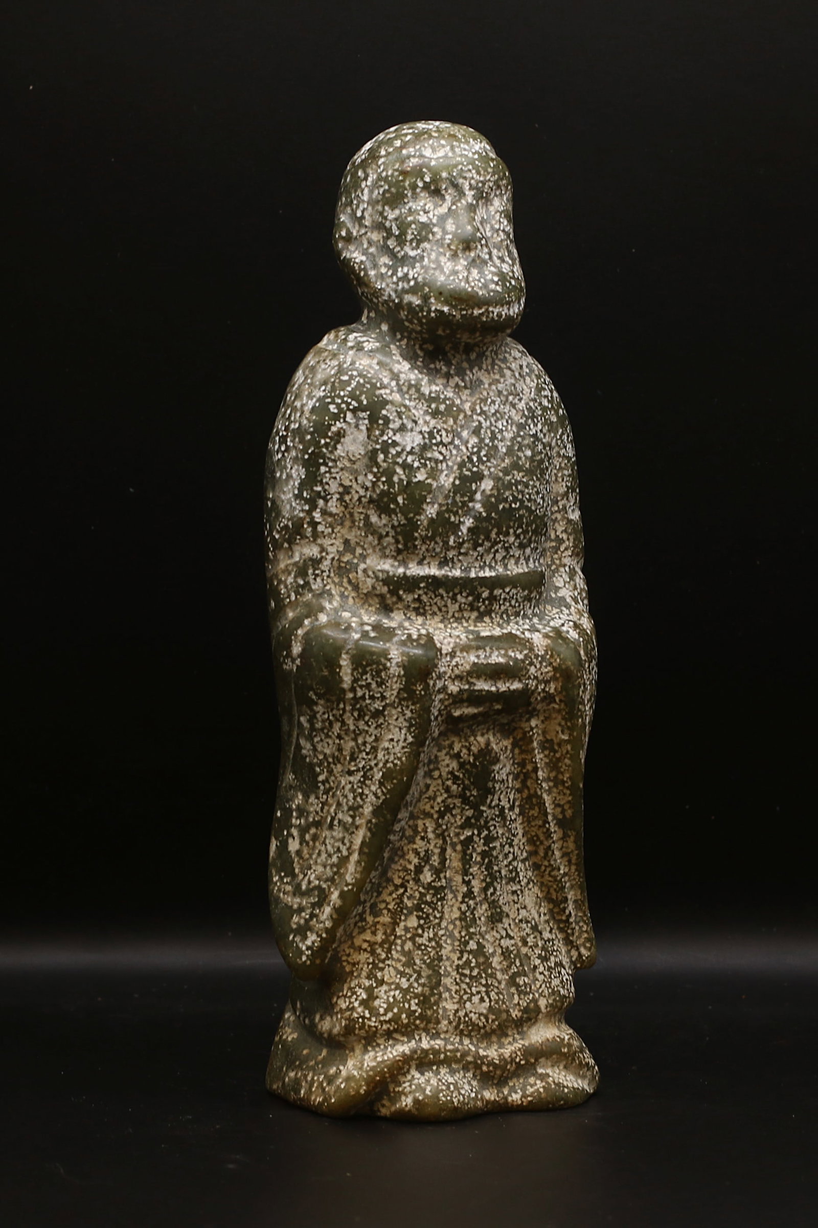 China stone statue 1,7kg-24cm: China/Mongolia. 1700/1800. Handcarved stone statue in a human shape with monkey head. 1,7 kg. - 24x8x6 cm