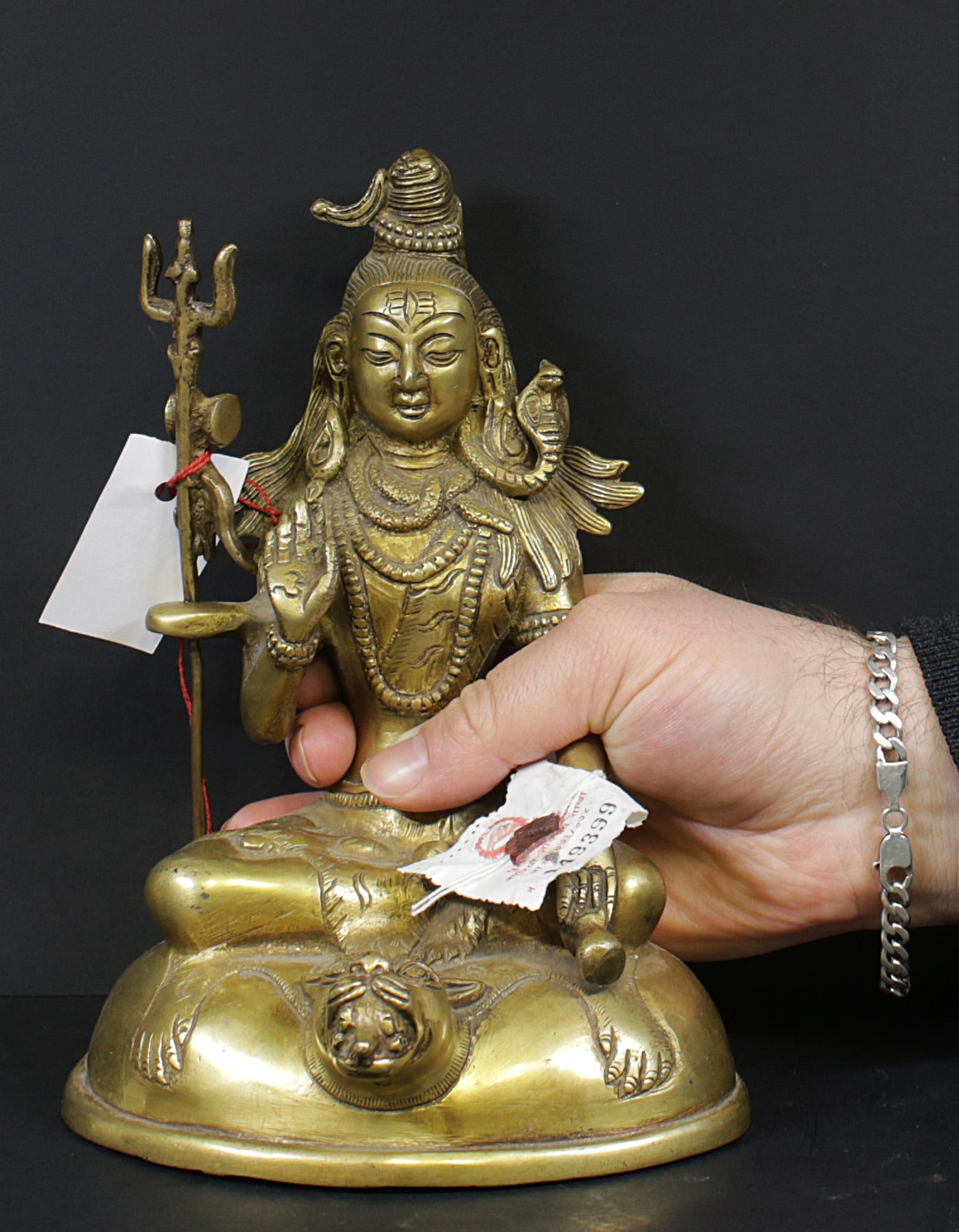 Nepal 1950 AD Shiva bronze statue 21 cm - 1,7 kg: Nepal. 1950 AD. Shiva bronze statue. 21x15x15 cm - 1,7 kg.