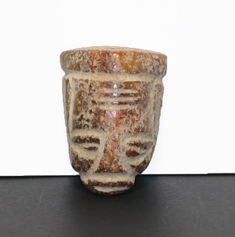 Tibet Himalayan tribes 1910/1920 Stone Pendant, Human face shape: Tibet. Himalayan tribes. 1910/1920. Stone Pendant, Human face shape. Extremely fine. Rare. 75 gr. - 5,4 x 4,0 x 2,4 cm