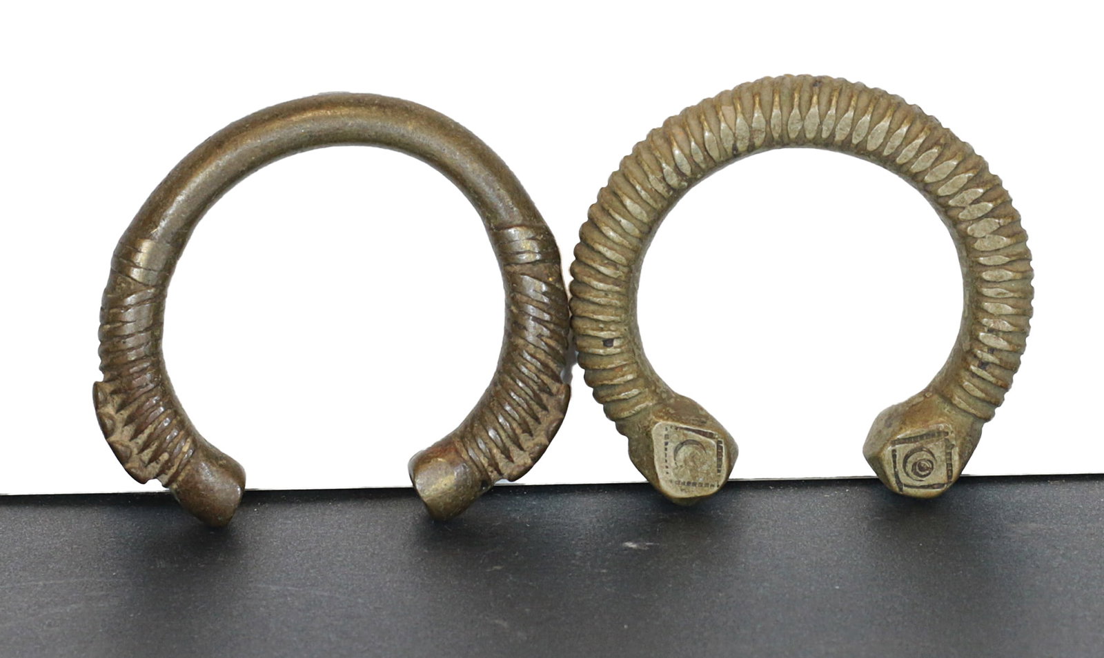 Niger Touareg Lot of 2 Manilla brass bracelet (1 of 3)
