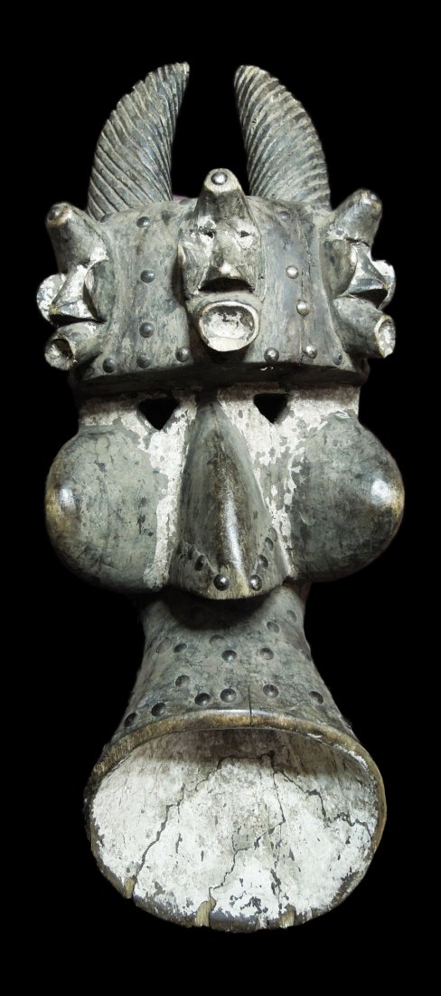 OLD WOODEN MASK SENUFO TRIBES MALI 1920 circa: MALI. SENUFO TRIBE. FETISH MASK. EARLY 1900. 3036 gr. - 62x20X21 cm. VERY RARE
