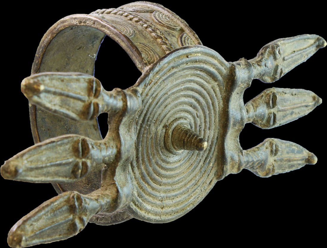 GHANA ASHANTI TRIBE 1850 ca CERIMONIAL BRACELET ORNATE (1 of 3)