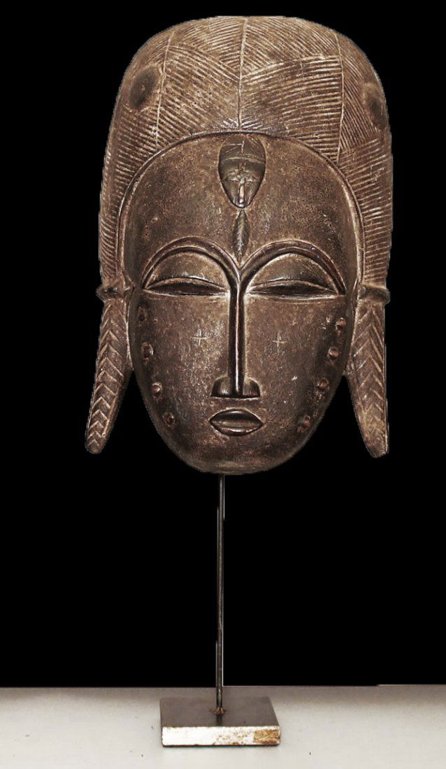 A fine BaulÃ¨ people Wall mask 19 inch (1 of 9)