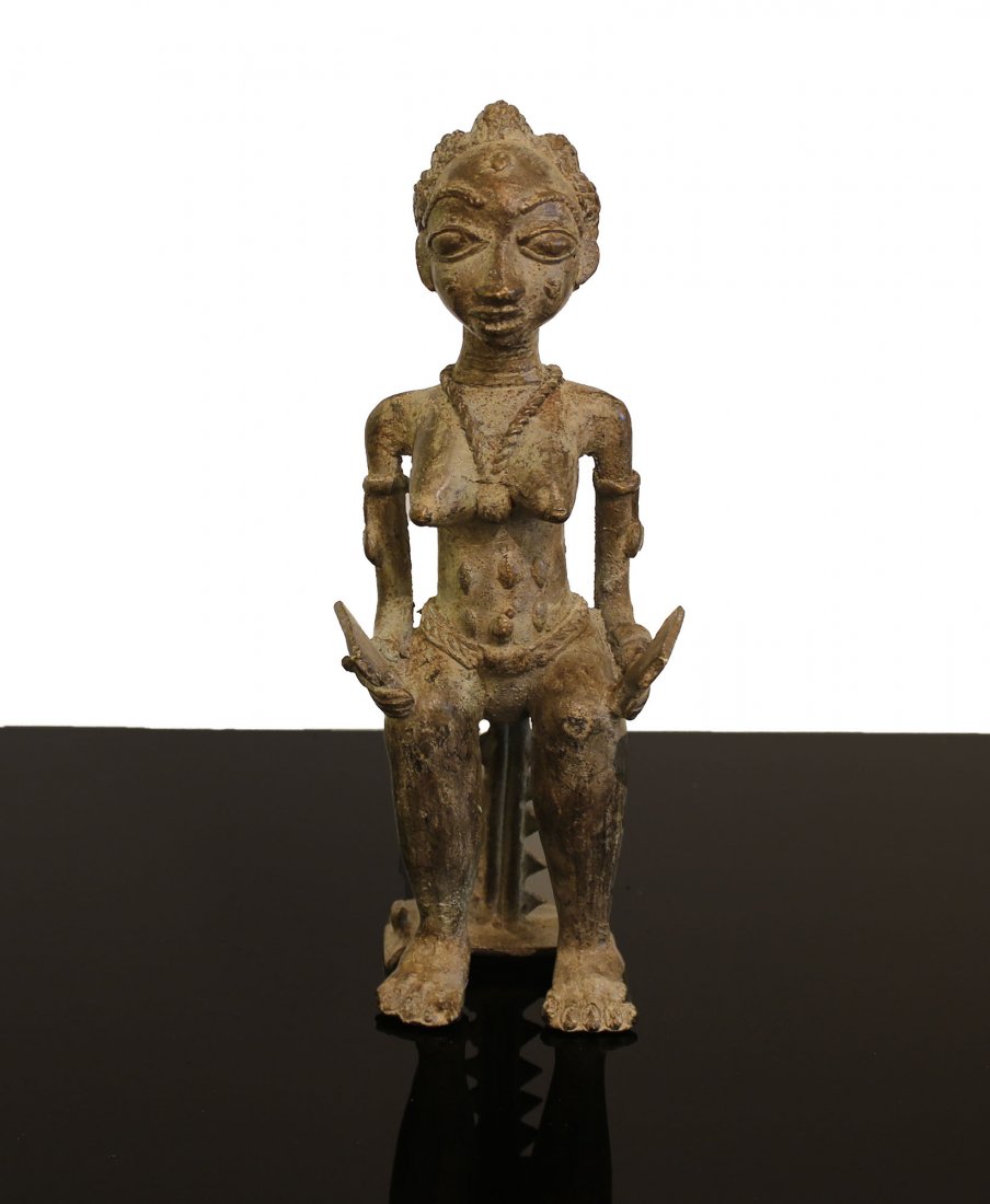 Ivory coast Bronze statue BaulÃ¨ woman 1850 circa (1 of 3)