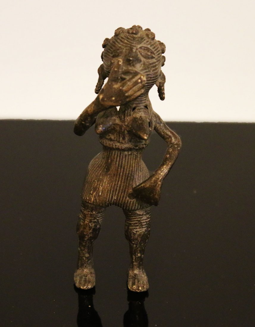 Ivory coast. Ashanti People. Bronze woman statue. 1900 (1 of 2)