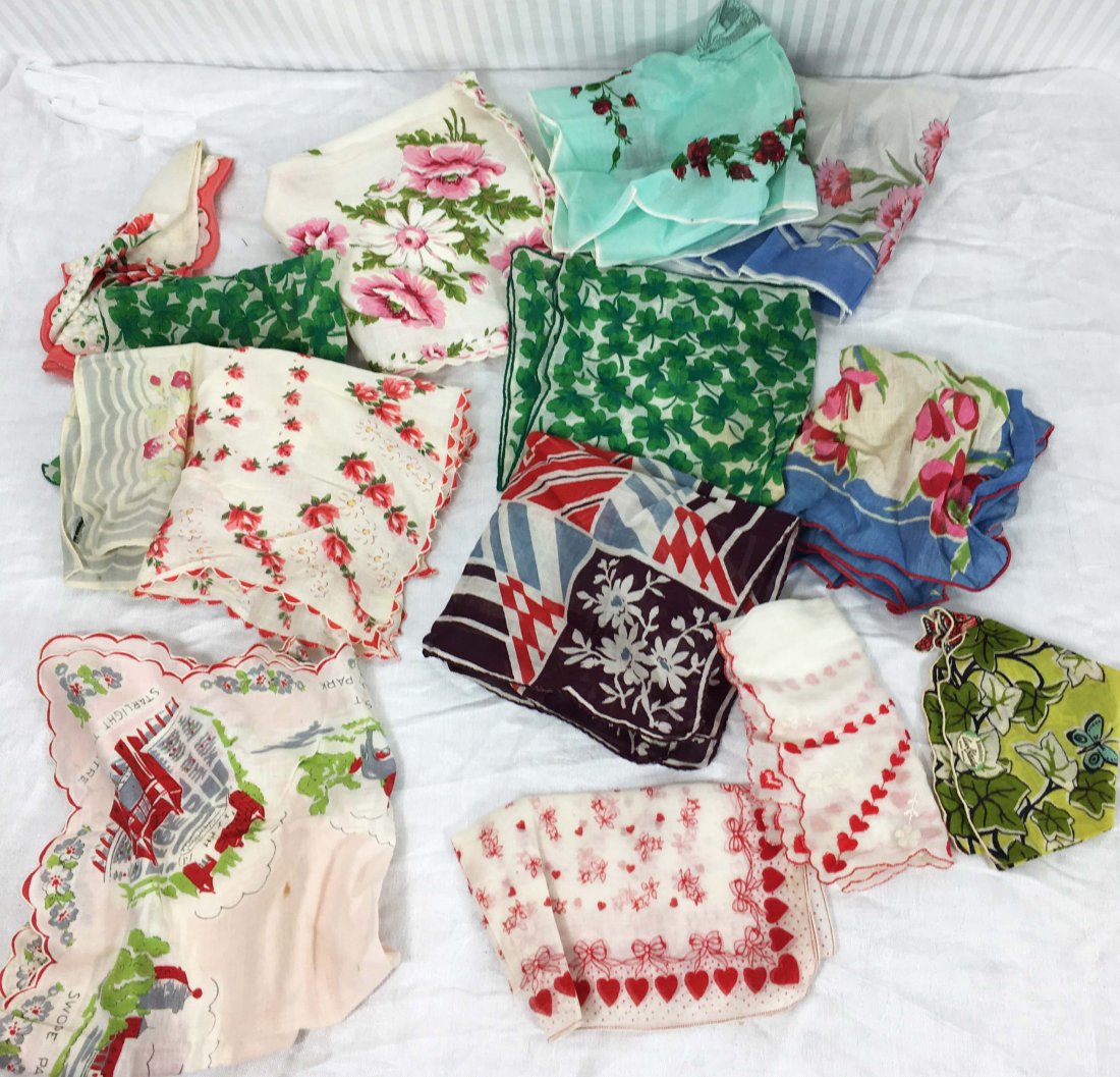 Lot of Vintage Handkerchiefs: Cute lot of vintage Handkerchiefs.