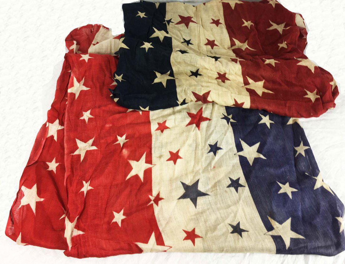 Antique Patriotic Fabric Parade Flags WWI (1 of 5)