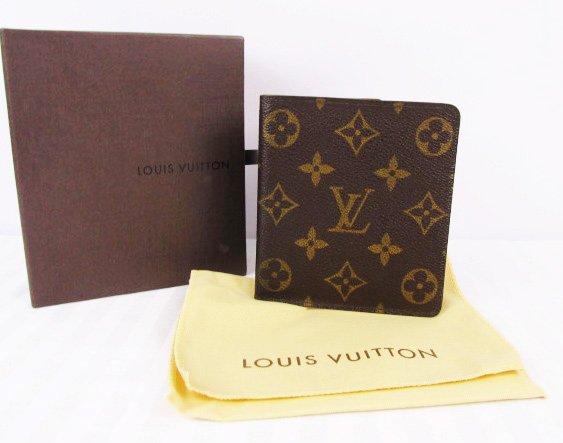 Louis Vuitton Bi-Fold Wallet w Box: Comes with box and bag. Measures 4 wide by 4.5 inches tall. Date Code 884 FA. Shipping for this lot is $7.00 USA, $30.00 International. We combine shipping on multiple lots. ZERO% BUYERS PREMIUM ON AL
