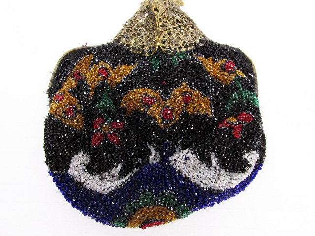 Victorian Edwardian Colorful Glass Bead Bag Antique: Victorian or Edwardian era bag. Abstract Miotif. Measures 5.5 wide by 6.5 inches tall. Shipping for this lot is $12.00 USA, $35.00 International. We combine shipping on multiple lots. ZERO% BUYERS PRE