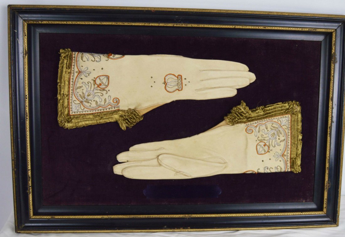 Adaptation by Fownes Queen Elizabeth Coronation Gloves: Adaptation by Fownes Queen Elizabeth Coronation Gloves.Rare one of a kind gloves made by Fownes Brothers which is a modern adaptation of the 16th century glove from Queen Elizabeth I that the current 