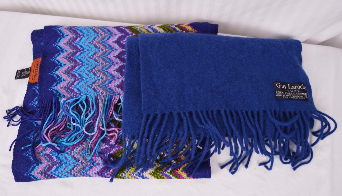 Lot 2 Scarves Missoni Guy Laroche (1 of 1)