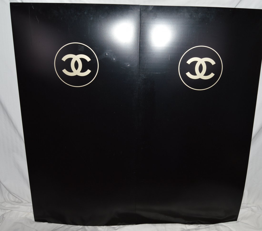 Chanel Display Screens Back Drop Retail (1 of 5)