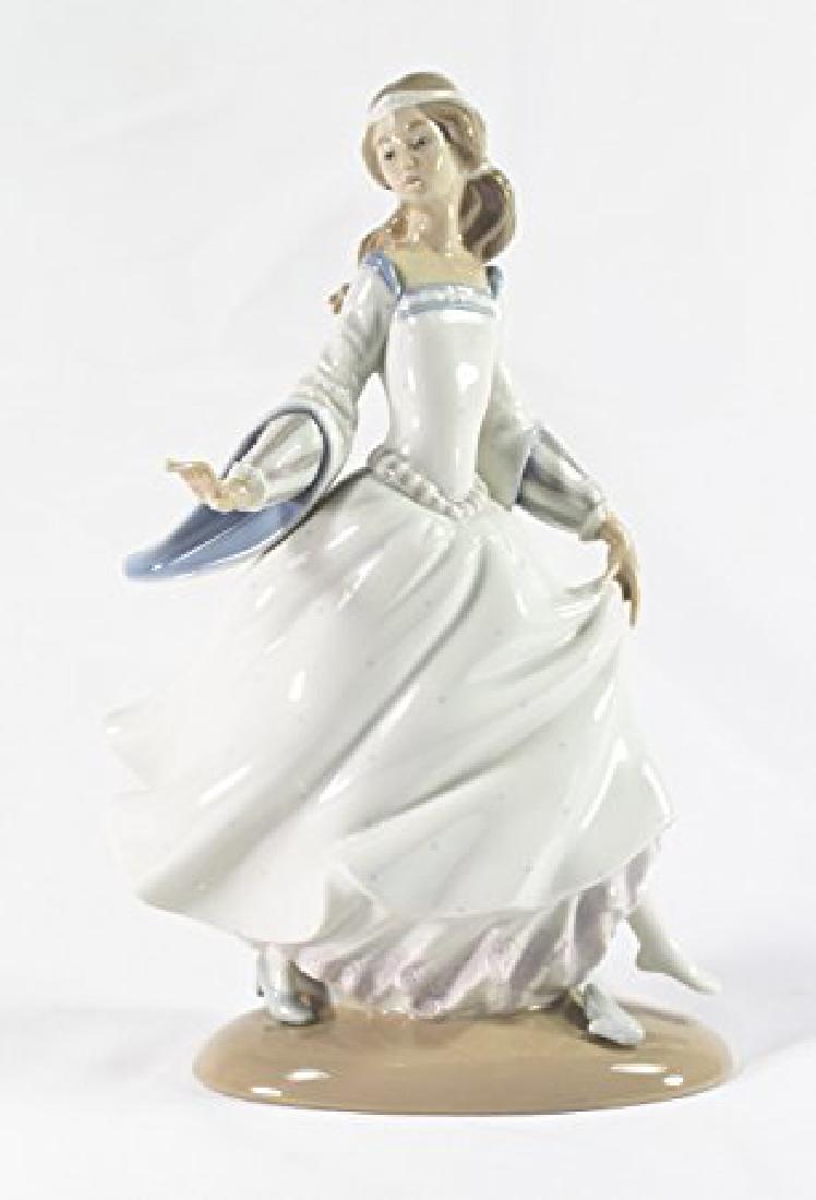 Lladro "Cinderella" Porcelain Figure #4828 (1 of 1)