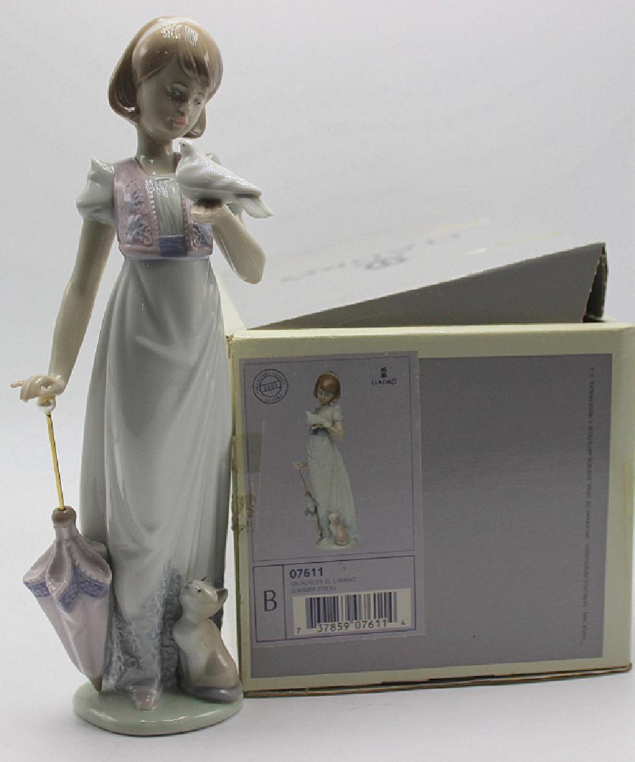 Lladro "Summer Stroll" #07611 (1 of 1)
