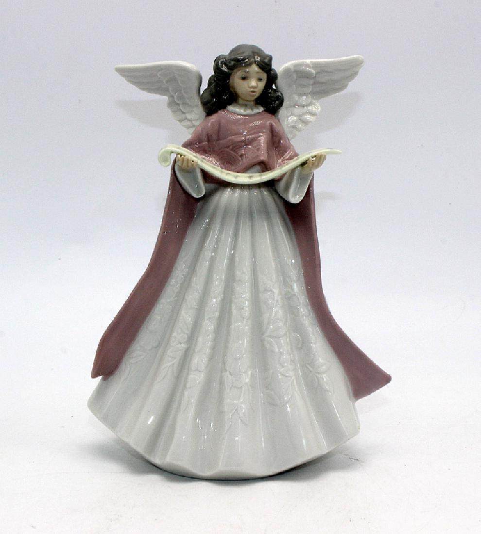 Lladro #5831 "Angel Tree Topper" (1 of 3)