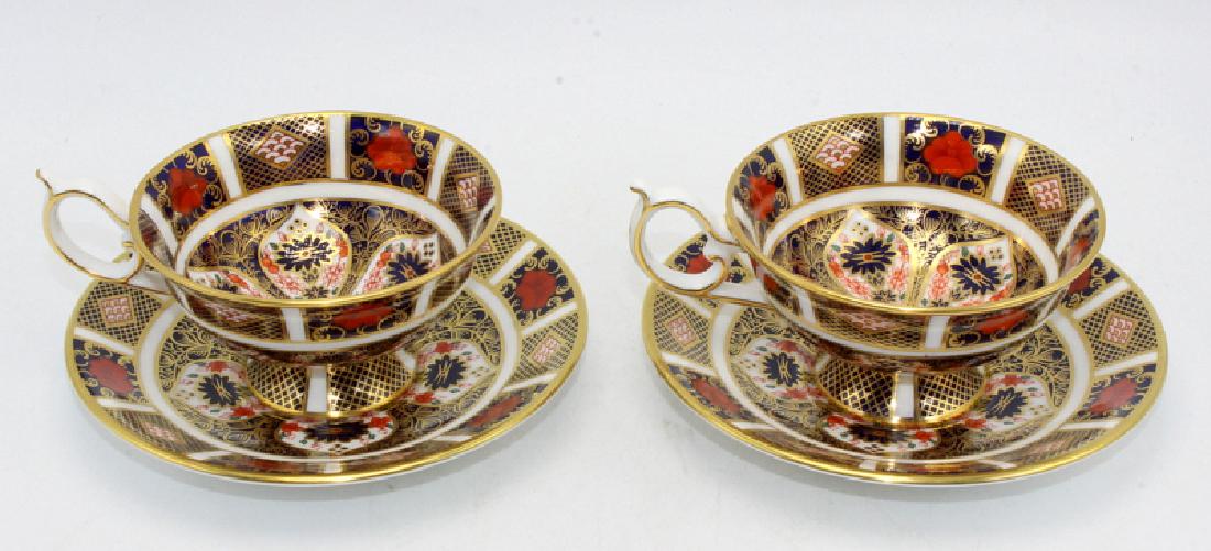 Six Royal Crown Derby "Old Imari" Tea Cups & Saucers (1 of 4)