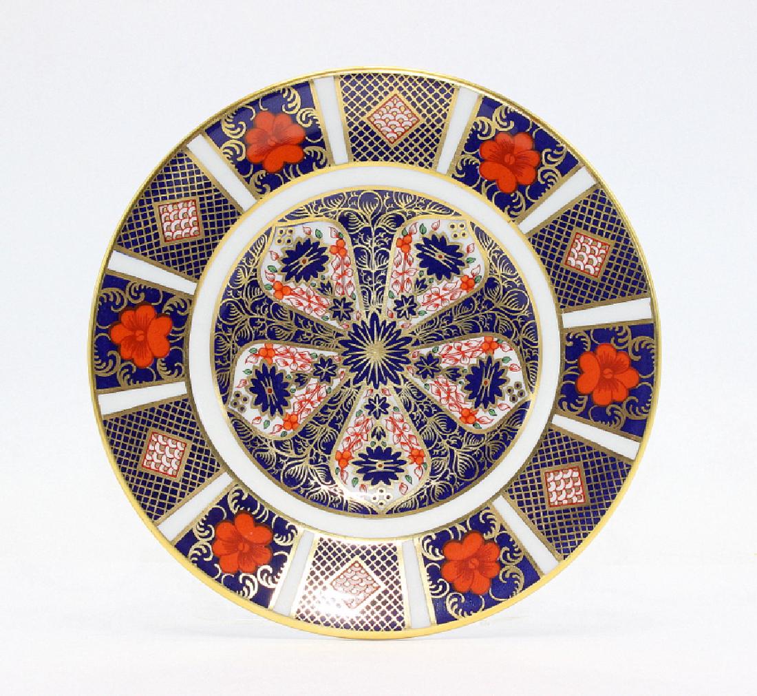 Royal Crown Derby "Old Imari" (6) Bread & Butter Plates: Royal Crown Derby "Old Imari" (6) Bread & Butter Plates. 6.25" diameter.