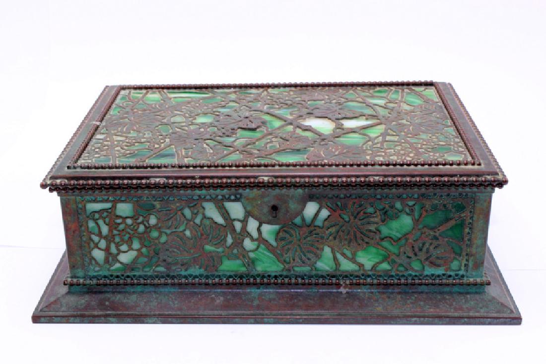 Tiffany Studios "Grapevine" Hinged Box (1 of 1)
