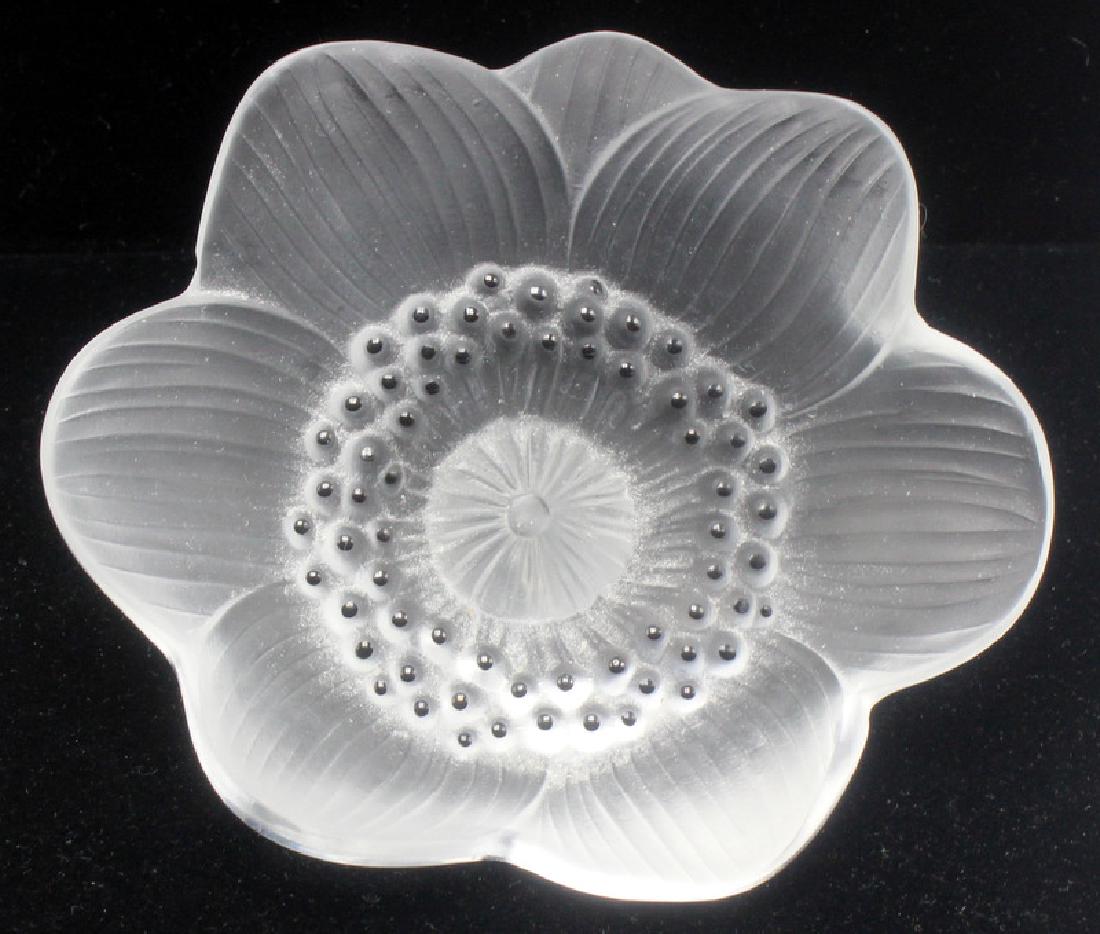 Lalique Anemone Crystal Paperweight (1 of 1)