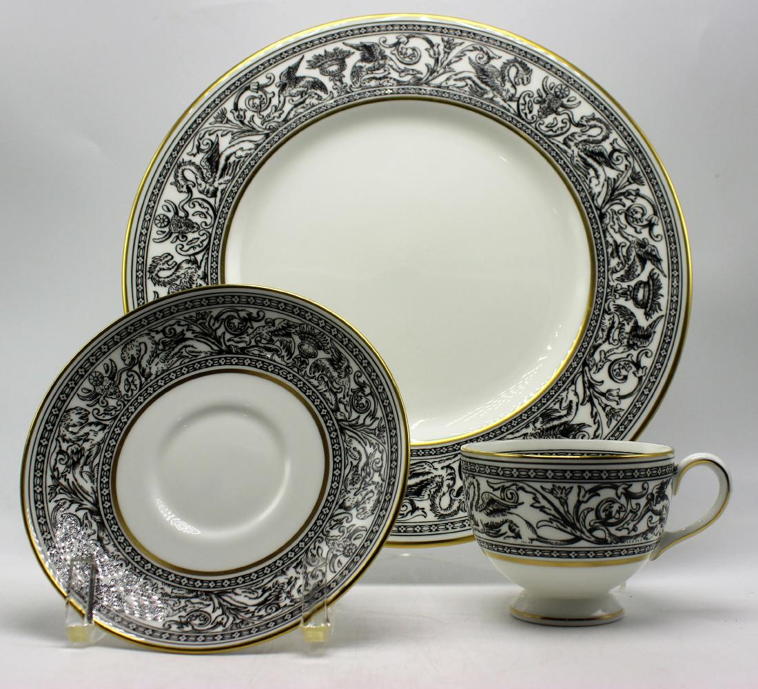 60 pc wedgewood florentine china set (1 of 1)