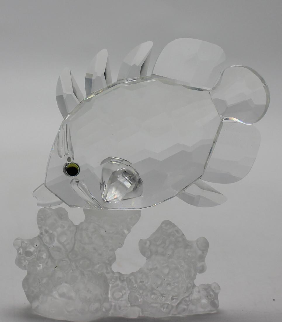 Swarovski Crystal Fish Figurine. (1 of 1)