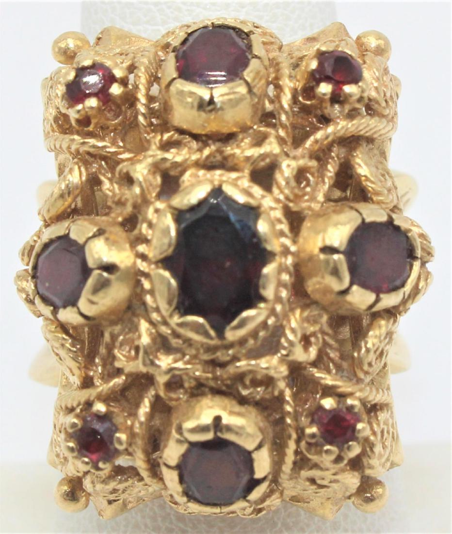 18 KT YG, and Garnet Ring 11.15dwt. Size=7 1/2 (1 of 3)