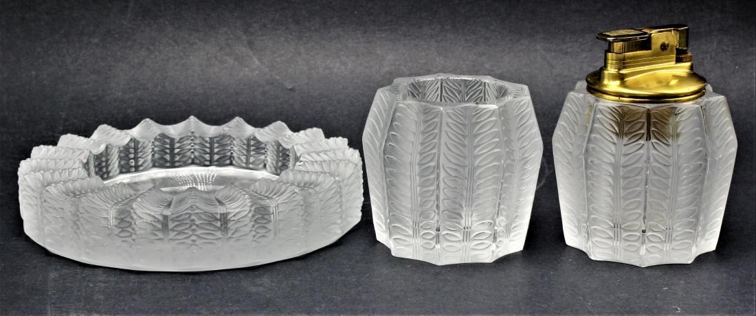 3 pcs Lalique France Crystal Set measures 4 x 3 x 2 (1 of 2)