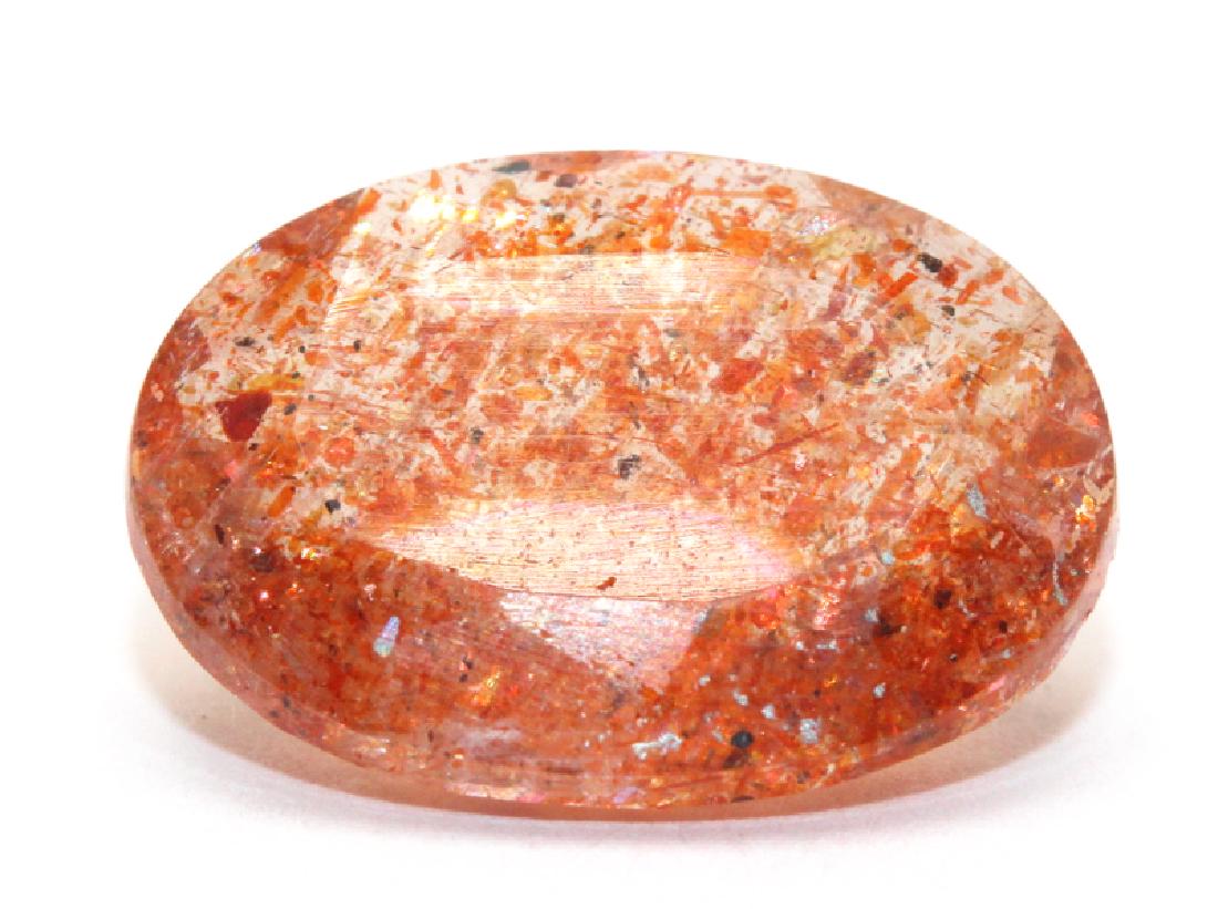 3.85ct Oval Orange Sunstone: 3.85ct Oval Orange Sunstone. 14 x 10mm.