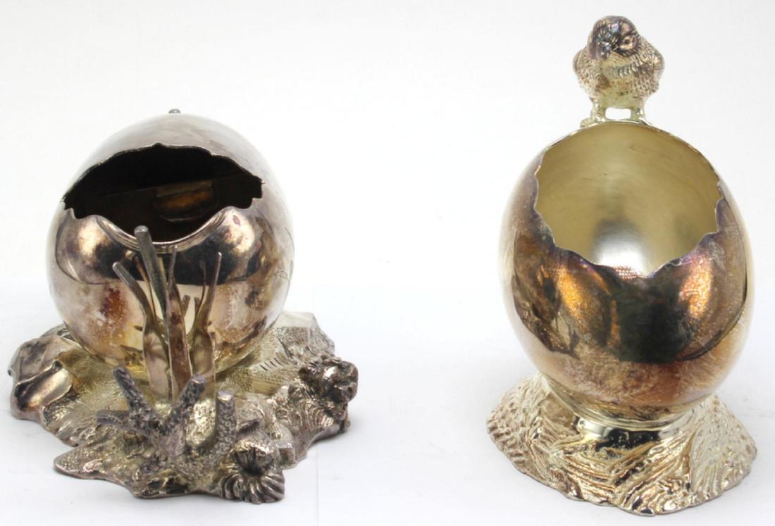 Pair of Victorian silver plate egg spoon warmers: Victorian silver plate egg warmer measures 3" x 5"