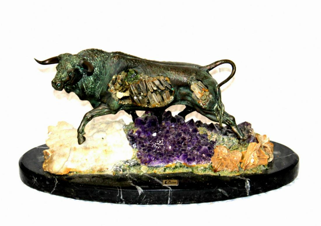 Ebano Galvan Spanish Bronze Amethyst & Marble Base Bull: Ebano Galvan spanish bronze amethyst & marble base bull sculpture measures 9 1/2" x 19"