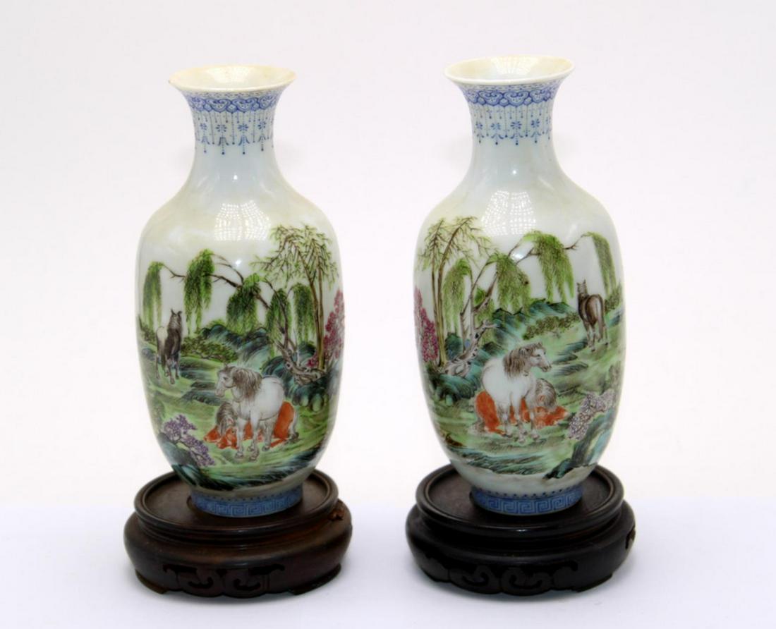 Pair of Antique Chinese Porelain Vases with Wood Stand: Antique chinese porcelain vases with wood stand measures 6" High