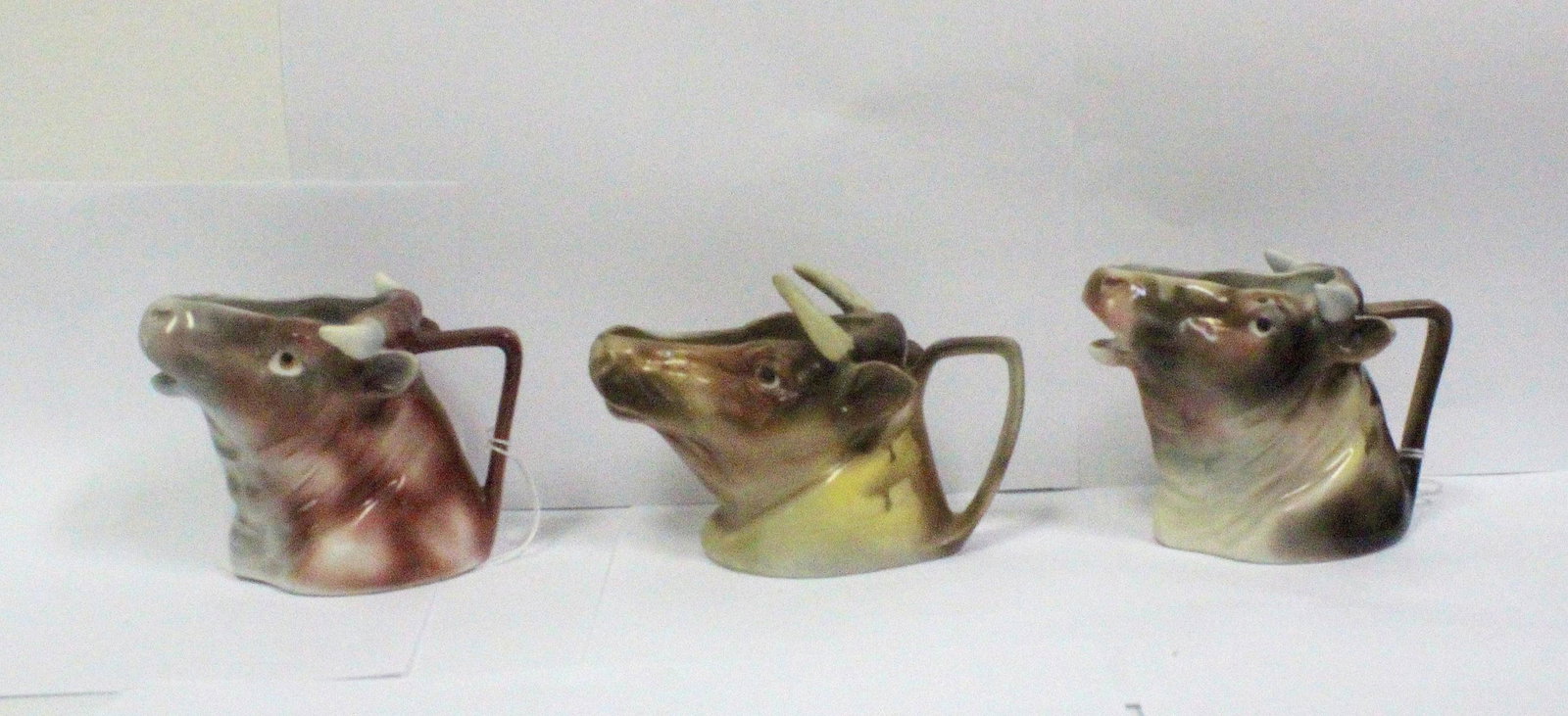 3 Pcs Royal Bayeuth Bull Creamers: 3 pcs royal bayreuth bull creamers measures 3 1/2" H