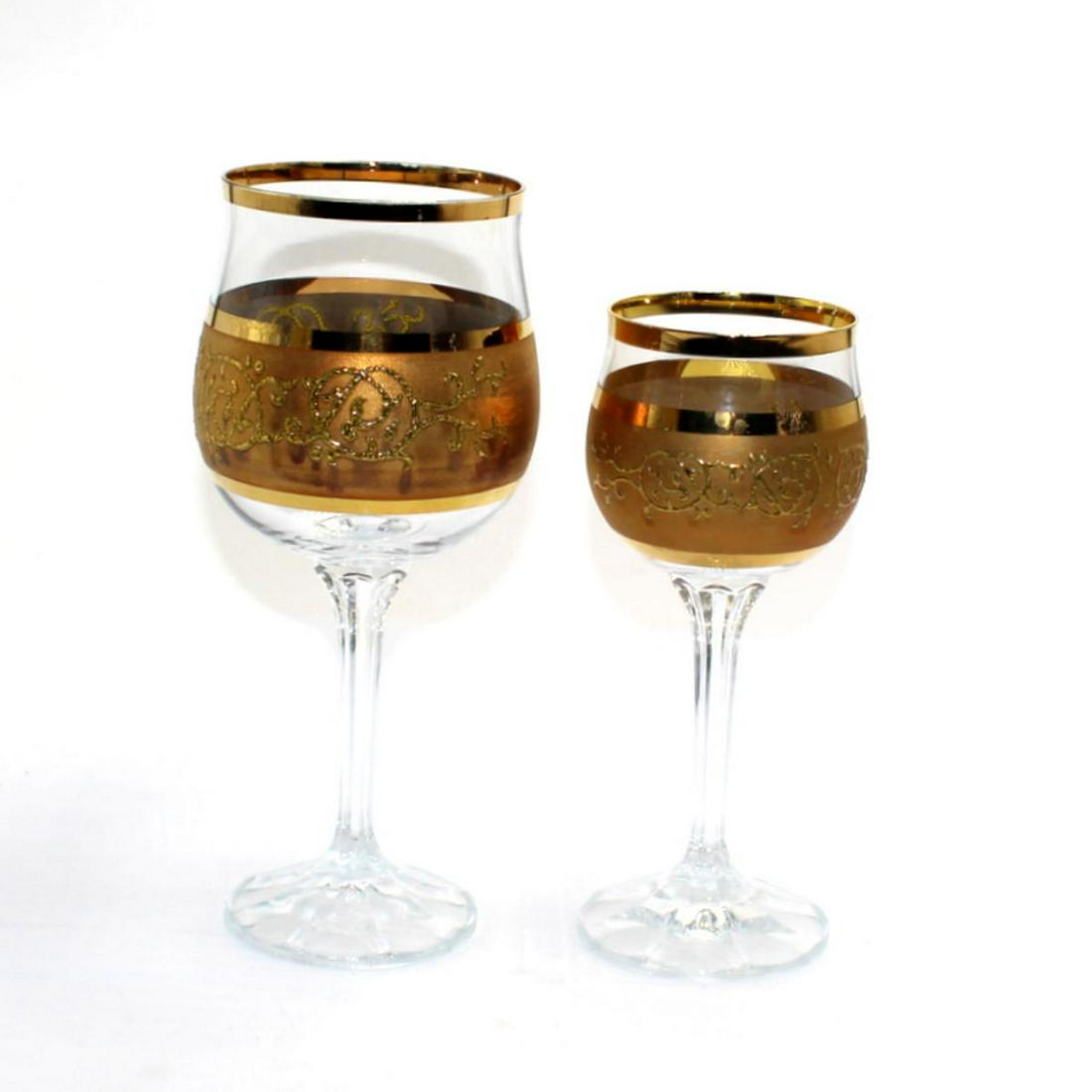 20 Pcs Mid Century Modern Gold Etched Wine Glasses: 20 pcs mid century modern gold etched wine/water glasses measures 6 3/4" x 7 3/4"