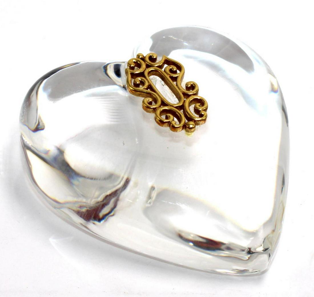 Steuben 18kt Gold and Crystal Heart Paperweight: Steuben American founded 1903 20th century a crystal heart shaped paperweight with 18kt gold escutcheon with matching 18kt key signed steuben comes with original box measures 3 3/4" x 3 5/8"
