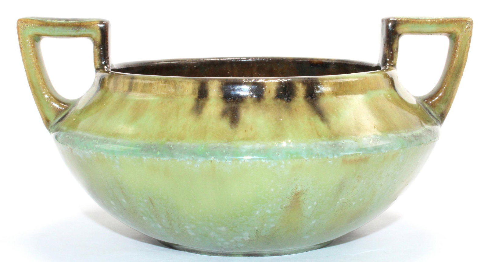 Fulper Pottery Two Handle Bowl: Fulper pottery two handle bowl measures 3 1/2" x 7"