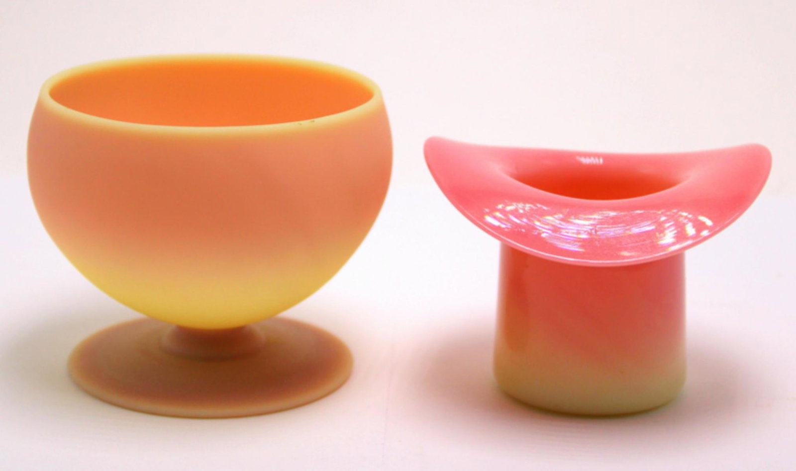 Two Pcs Thomas Webb and Sons Queen Burmese Vases: Two pcs Thomas webb and sons Queen burmese vase measures 2" x 2 3/4"