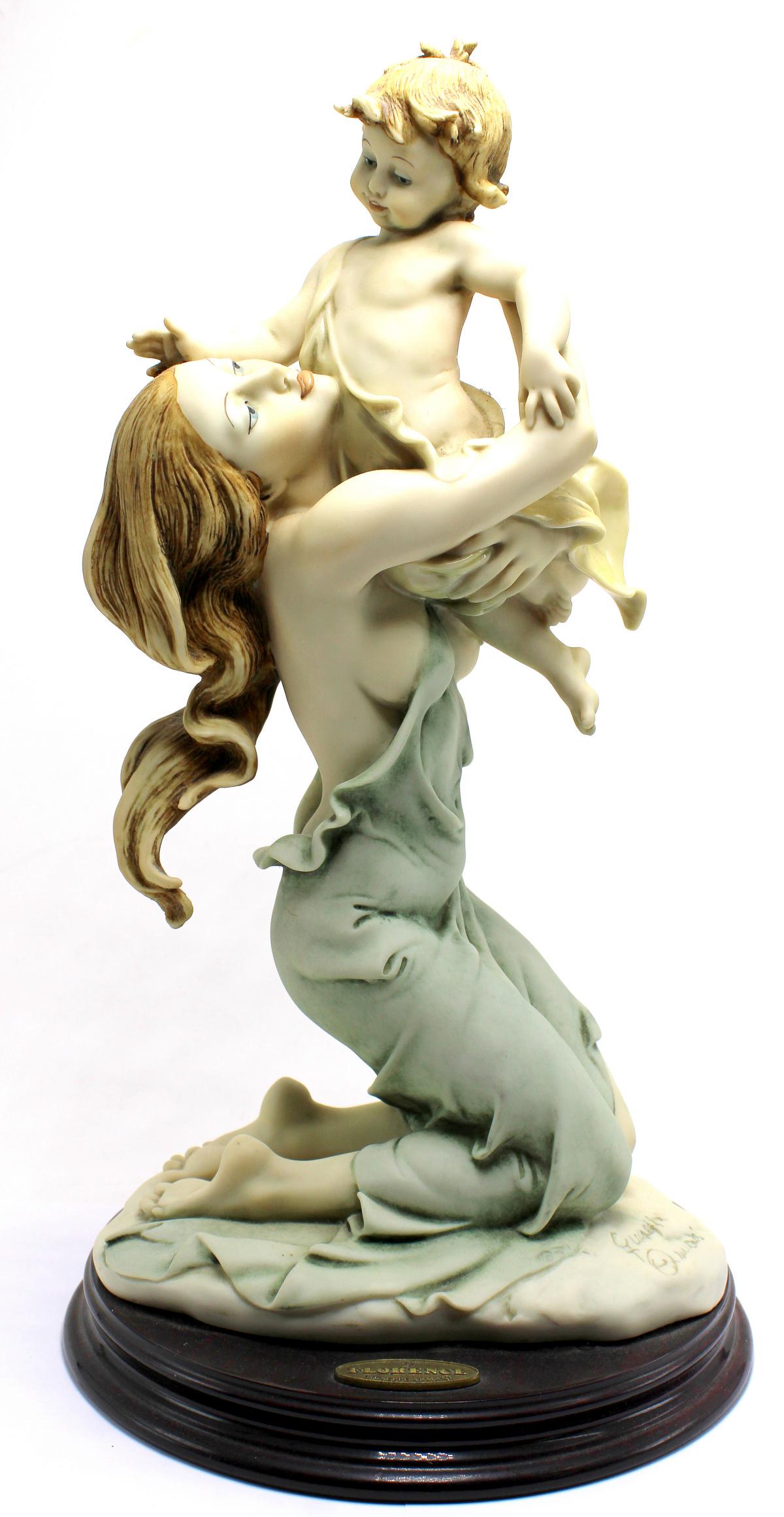 Giuseppe Armani Abiding Love Figurines: Giuseppe Armani abiding love figurines measures 12 3/4" High