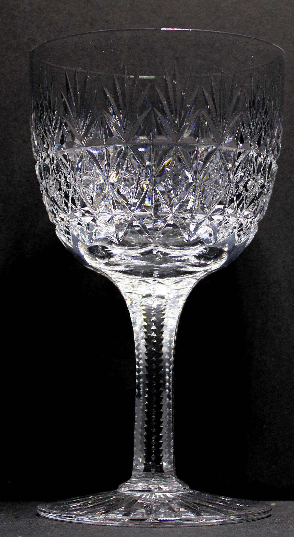 12 England Tudor Cut Crystal Wine Glasses: 12 England tudor cut crystal wine glasses