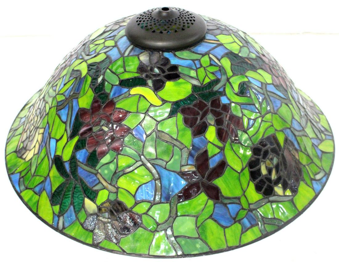 Tiffany Style Stained Leaded Glass Shade Lamp: Tiffany style stained leaded glass shade lamp measures 24 1/2" DIA