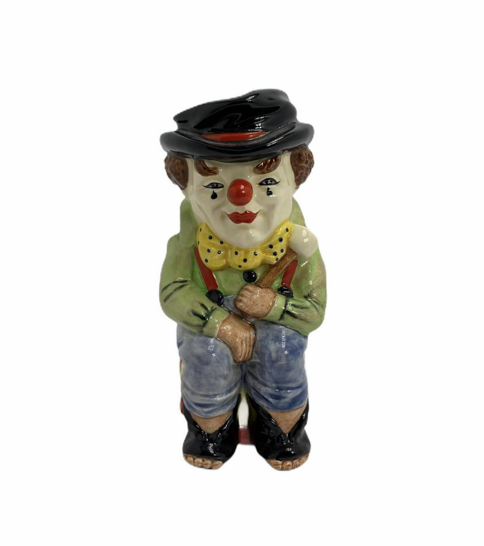 Royal Doulton #6935 Toby Jug The Clown: Royal Doulton #6935 Toby Jug The Clown measures 5 3/8" H