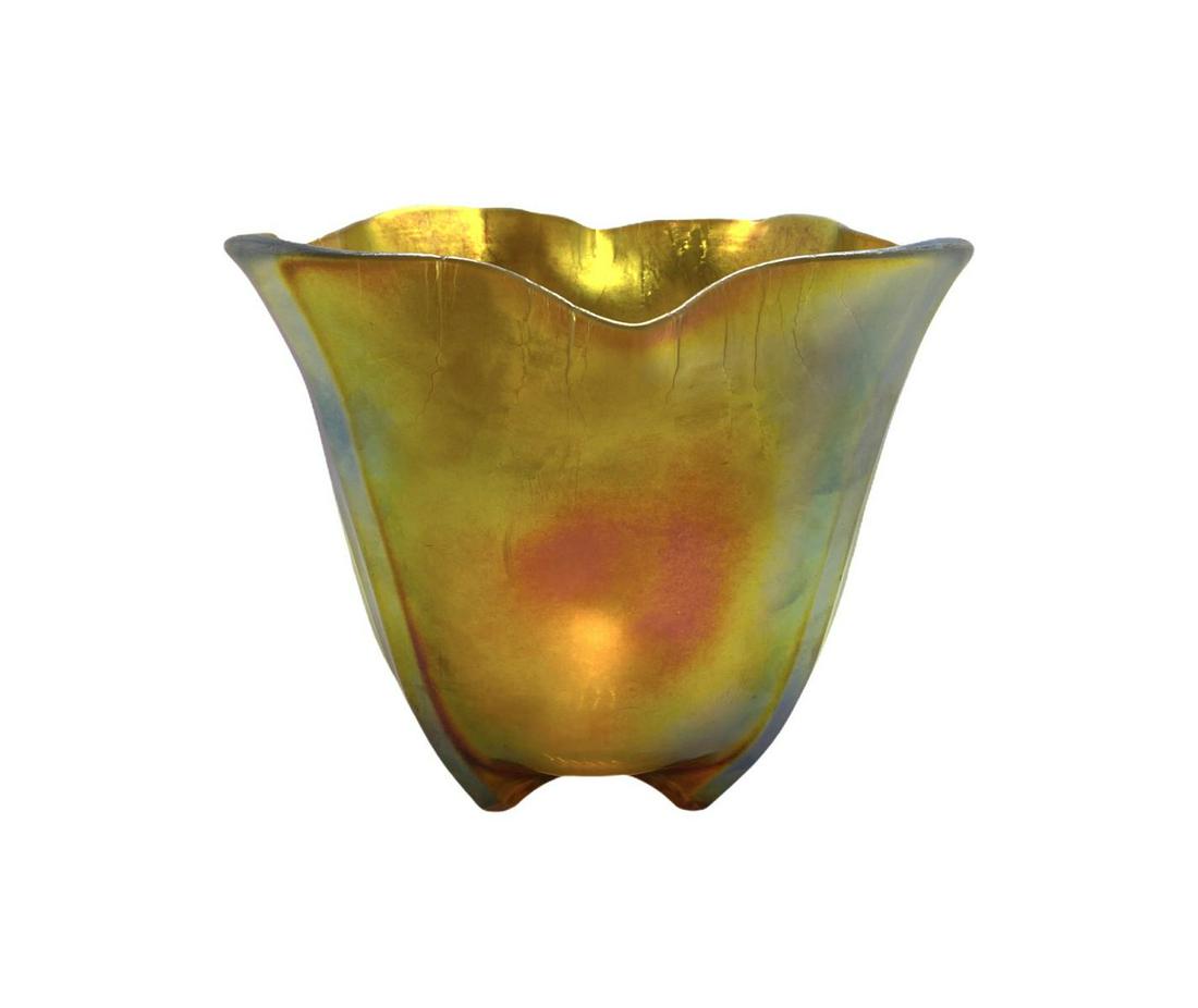 Signed Steuben Gold Aurene Vase: Steuben Gold Aurene Vase Signed and Numbered on bottom measures Height: 7" x Diameter: 8 5/8"