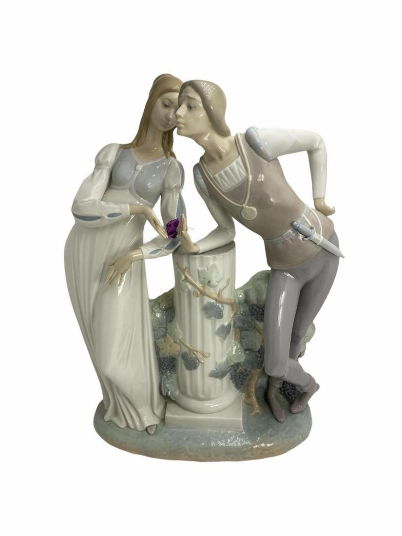 Lladro #4750 Romeo and Juliet Porcelain Group Figurines: Lladro #4750 Romeo and Juliet Porcelain Group Figurines measures Height: 17 1/2" x Width: 12"