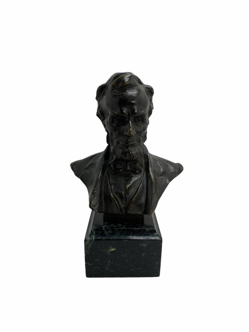 Signed Hans Muller Austrian Bronze Bust on Marble Base: Hans Muller (Austrian, 1873-1937) Bronze Bust on Marble Base bust of president Abraham Lincoln Signed H. Muller and stamped Austria on back measures Height: 11 1/2"