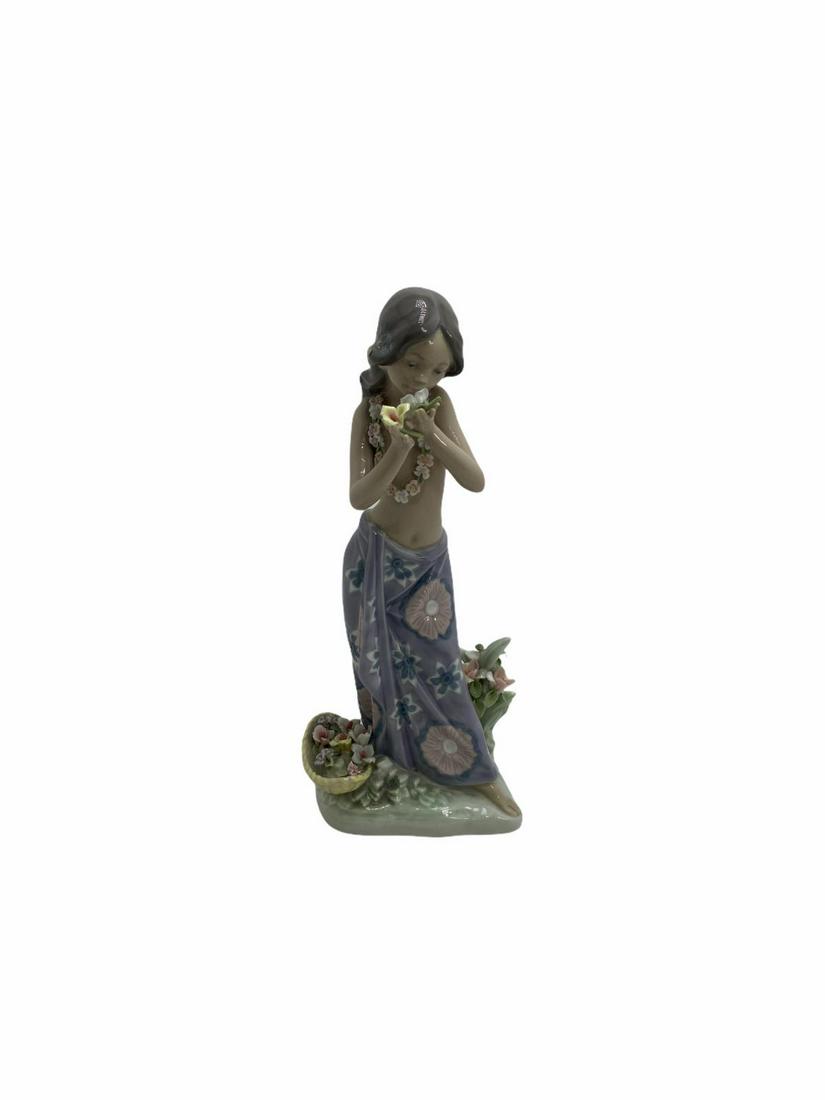 Lladro #1480 Aroma of the Islands Porcelain Figure: Lladro #1480 Aroma of the Islands Porcelain Figure measures Height: 9 1/2". Missing flowers, sold as is