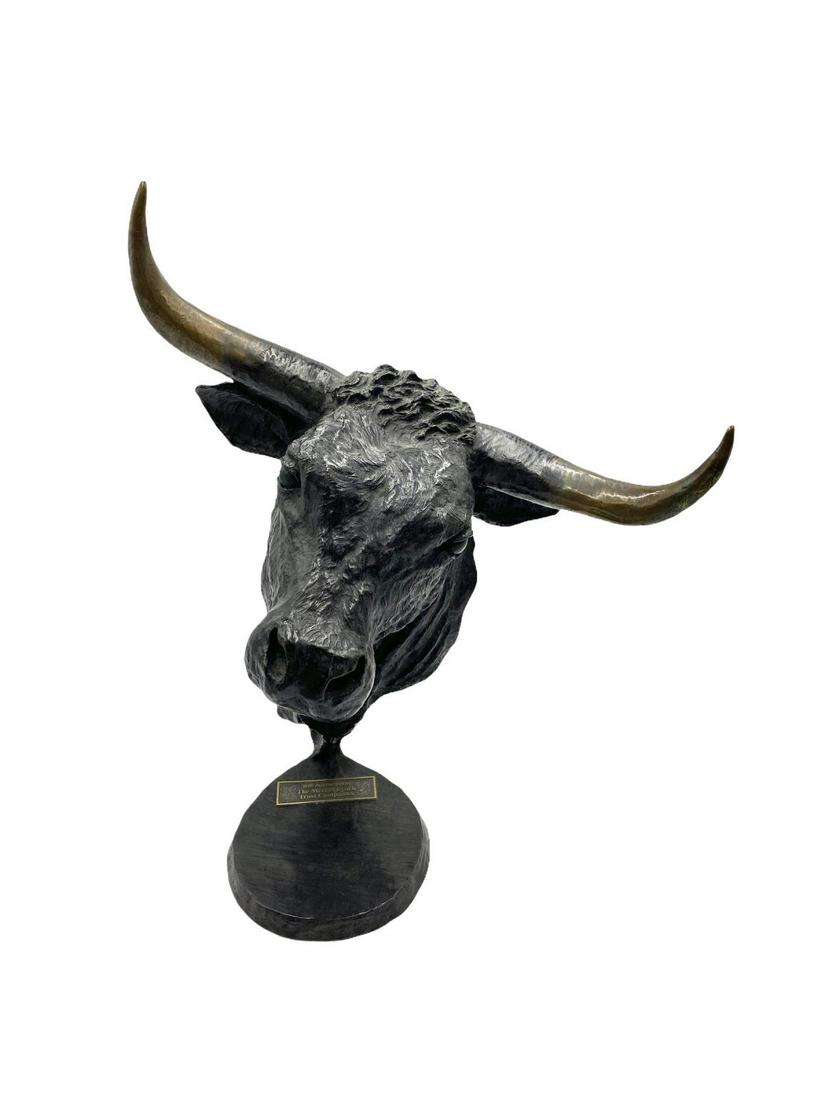 Signed Mark Hopkins American Limited Edition Bronze: Signed Mark Hopkins American Limited Edition Bronze Bull Sculpture signed and numbered 403/905 measures 16" x 12"